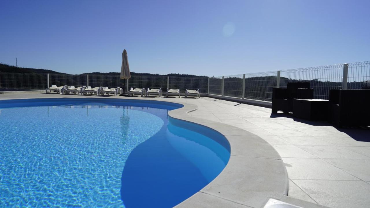 Lago Azul Villas Ferreira do Zêzere Eksteriør billede