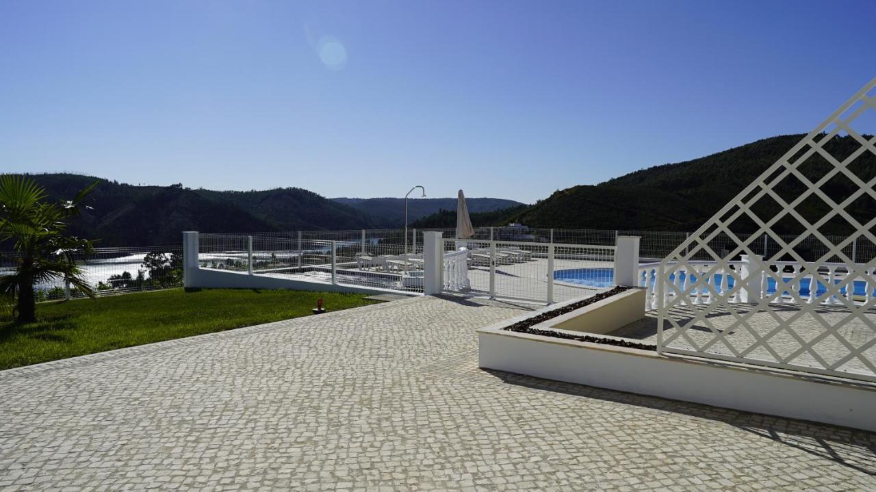 Lago Azul Villas Ferreira do Zêzere Eksteriør billede