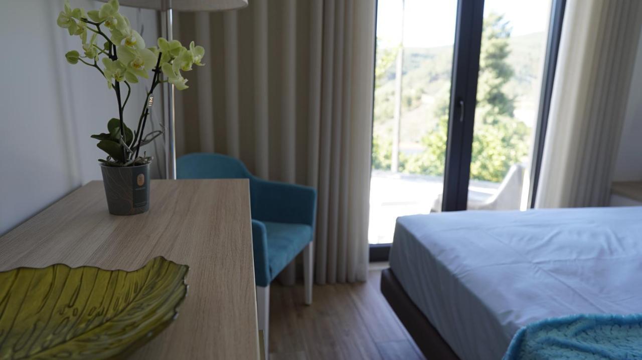 Lago Azul Villas Ferreira do Zêzere Eksteriør billede