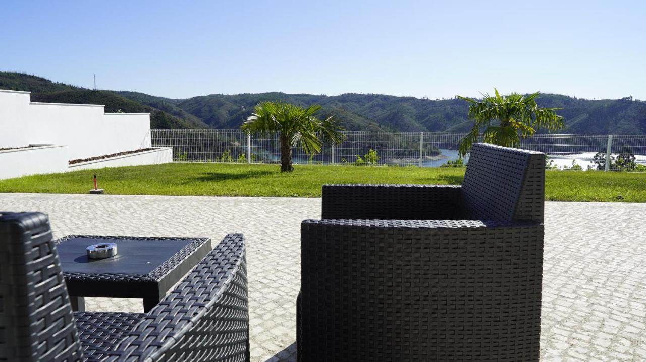 Lago Azul Villas Ferreira do Zêzere Eksteriør billede