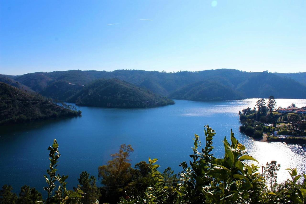 Lago Azul Villas Ferreira do Zêzere Eksteriør billede