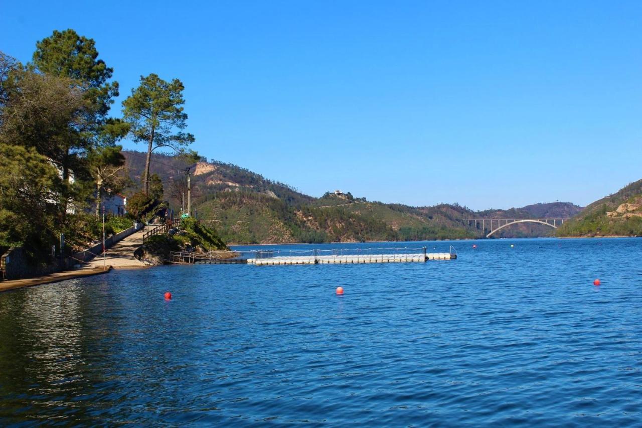 Lago Azul Villas Ferreira do Zêzere Eksteriør billede